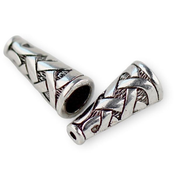 Kaplk biutrny zdoben 17,5x8 mm
