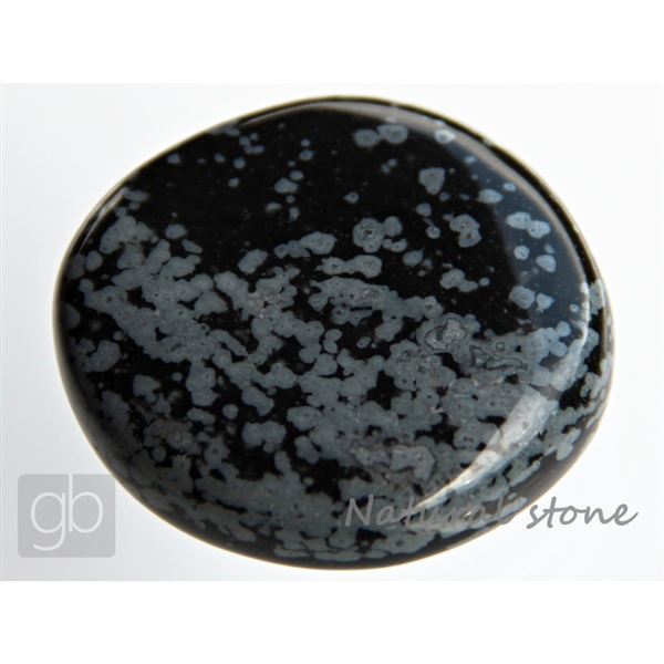 Obsidian oblkov placka (41,2x38,9x10,8 mm)