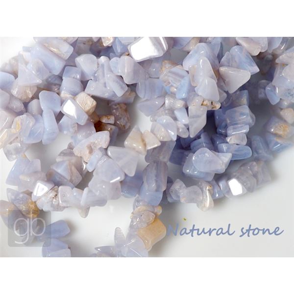 Chalcedn zlomky nra 95 cm